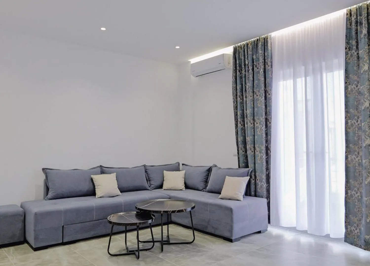 Rubi Apartments Sarande Albania