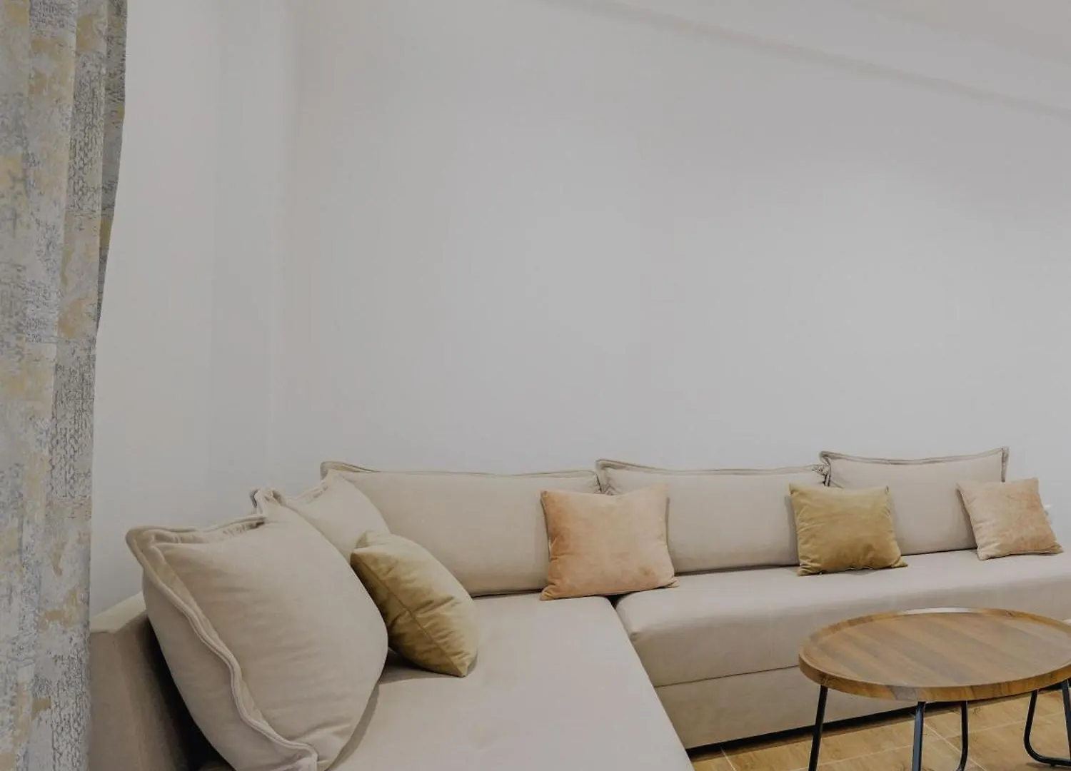 Rubi Apartments Sarande